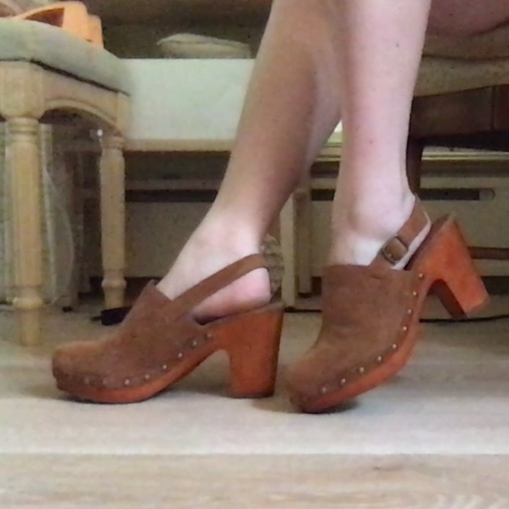 ☆ Lucky Brand Suede Platform Heel Clogs 8 ☆